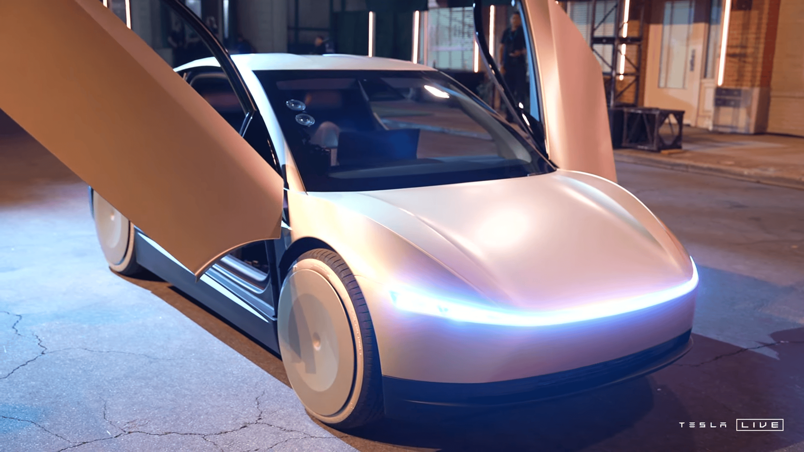 Tá chegando! Musk revela data que robotáxis vão começar a funcionar