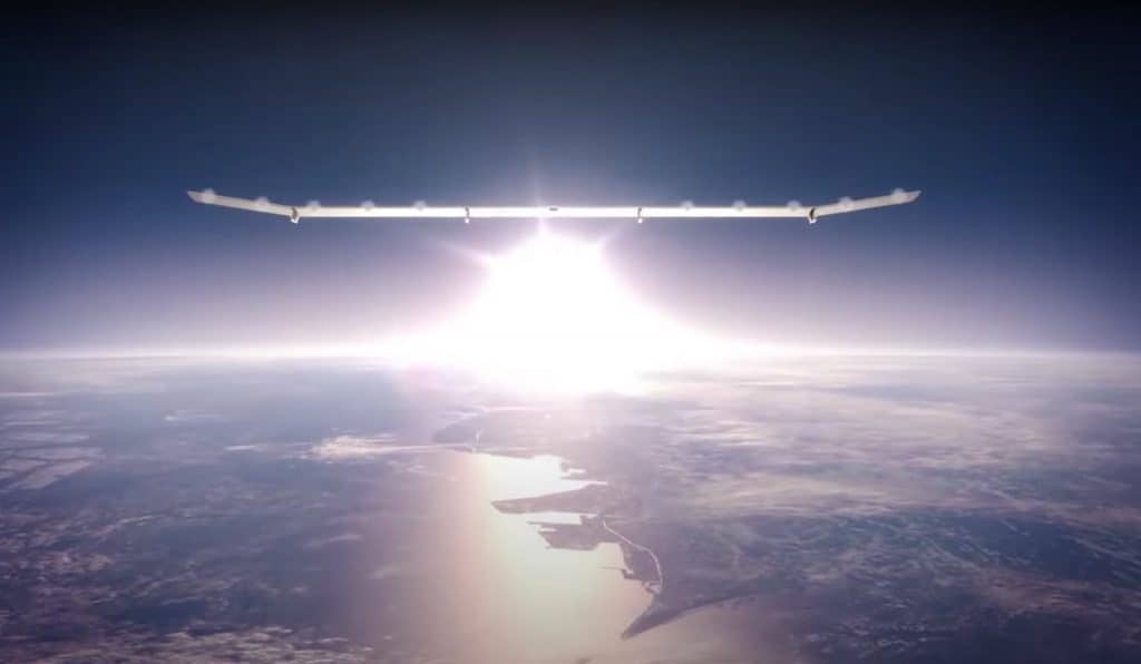 Novo drone militar movido a energia solar voa por meses