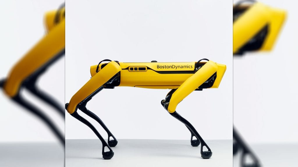Spot, cão-robô da Boston Dynamics, visto de lado