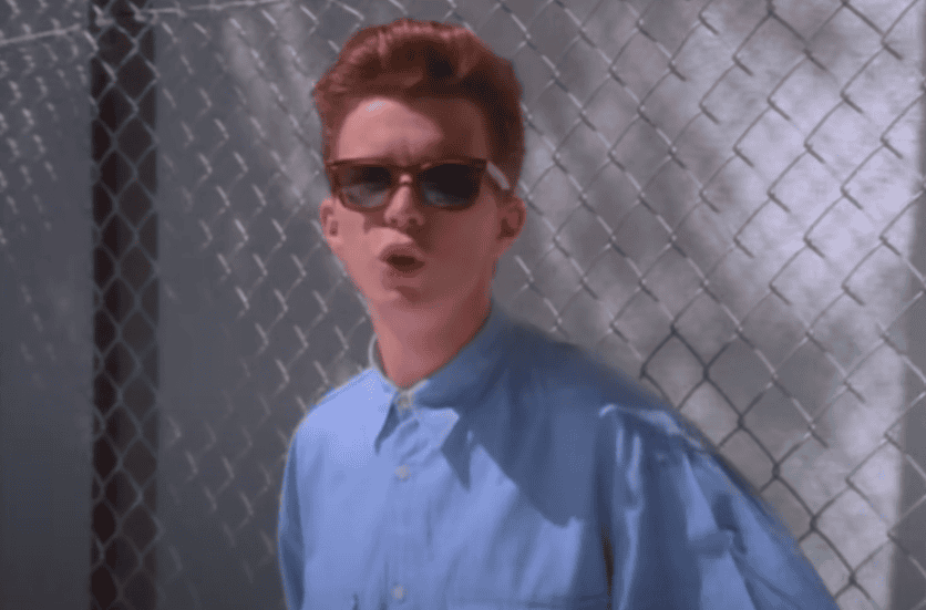 Imagem do cantor Rick Astley, do hit "Never Gonna Give You Up", que virou meme na Internet