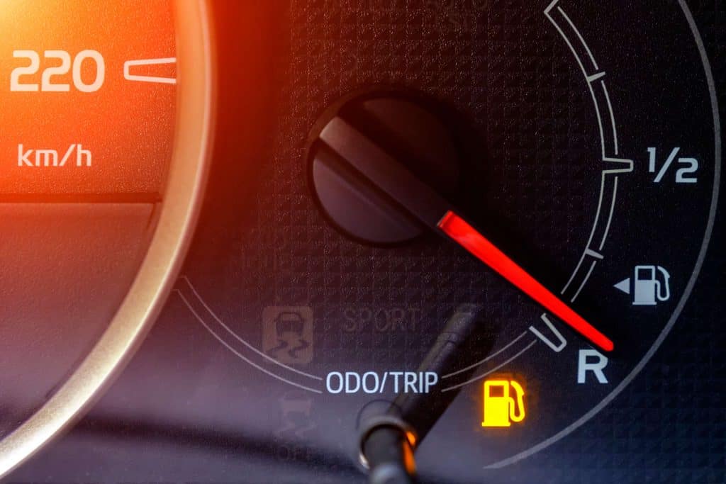 Marcador de gasolina no carro