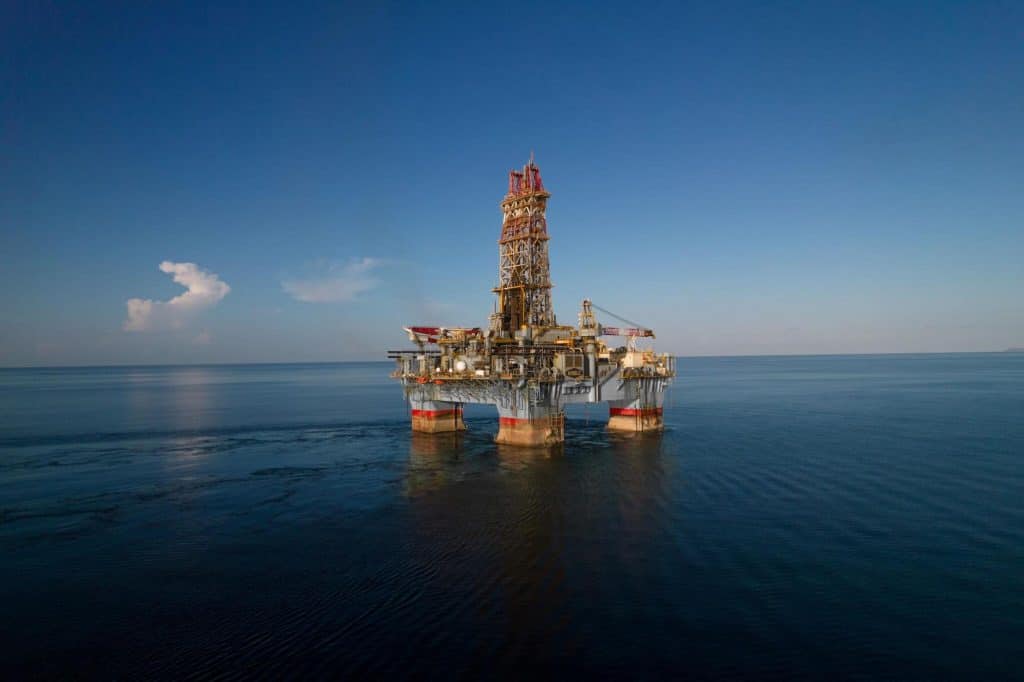 Petrobras pode ser referência global na transição energética, apontam estudos Em meio aos efeitos cada vez mais evidentes das mudanças climáticas, a transição energética se tornou uma prioridade global. Apesar de ser considerado fundamental para o futuro do nosso planeta, este processo também é um dos maiores desafios da atualidade. Petrobras pode ser referência global na transição energética, apontam estudos