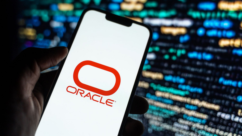 Elon Musk deixa de ser a pessoa mais rica do mundo Larry Ellison, cofundador da Oracle, se tornou a pessoa mais rica do mundo nesta quarta-feira (10). Ele desbancou Elon Musk, dono de empresas como Tesla, SpaceX e X/Twitter, que até então ocupava a liderança. Elon Musk deixa de ser a pessoa mais rica do mundo