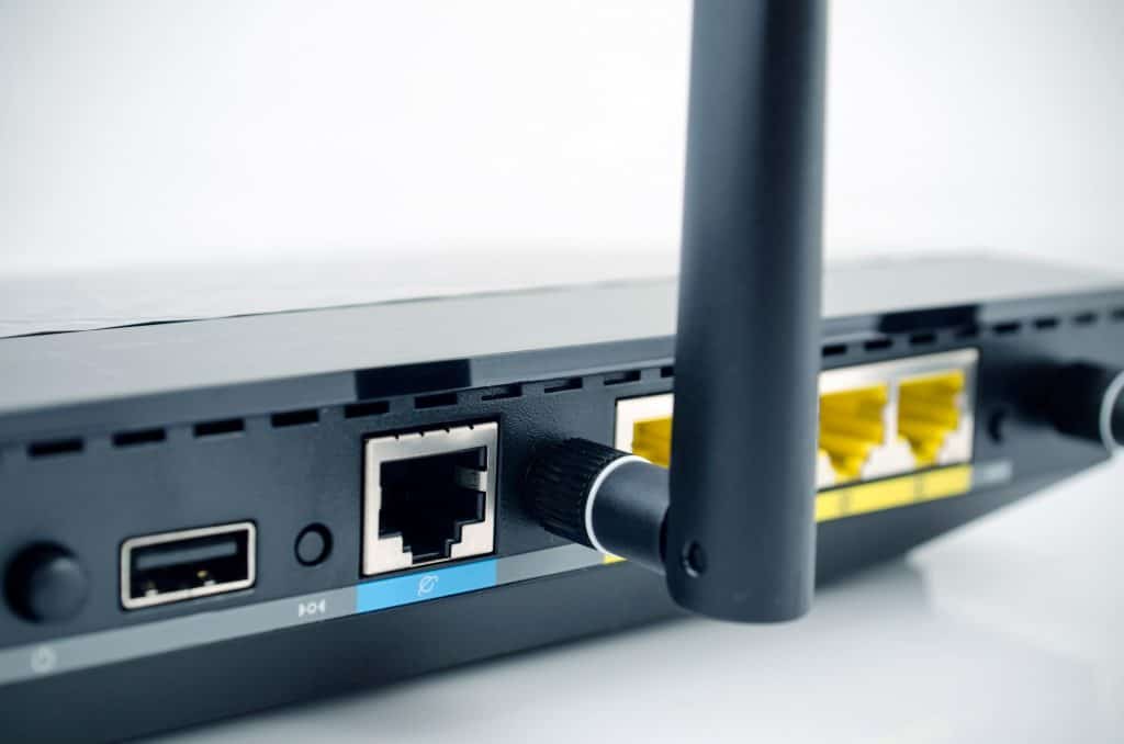 Próxima geração de internet, Wi-Fi 8 é testado com sucesso A TP-Link anunciou nesta segunda-feira (13) que testou com sucesso um protótipo inicial do hardware Wi-Fi 8, a próxima geração de conexão internet. roteador de internet e wi-fi com uma porta usb