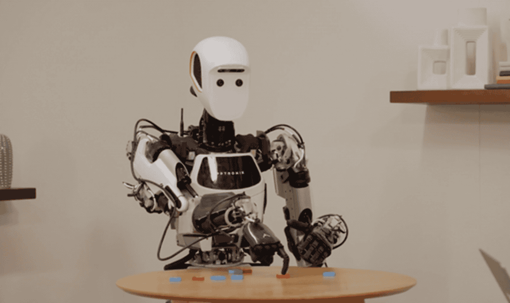 Google DeepMind cria novo agente para jogos eletrônicos O Google criou um novo agente chamado SIMA 2, com capacidade para navegar e solucionar problemas em uma ampla variedade de mundos virtuais 3D. Ele foi construído sobre o Gemini, principal inteligência artificial da big tech, dando ao agente uma capacidade significativamente ampliada. Google DeepMind cria novo agente para jogos eletrônicos