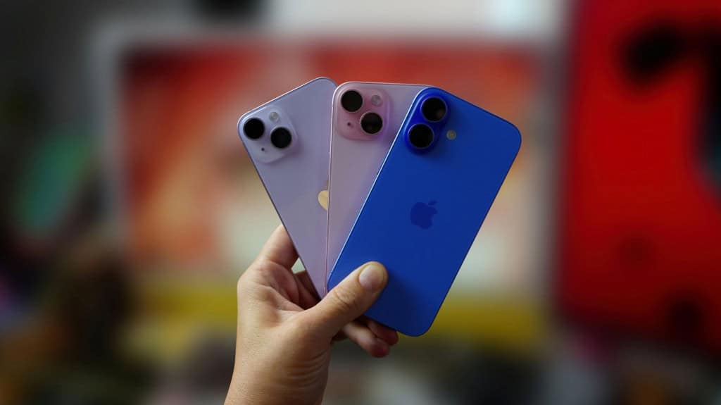 Apple lança iPhone sem cartão SIM e pode transformar o setor Com o lançamento do novo iPhone Air, a Apple dá mais um passo rumo ao fim do cartão SIM físico, tradicional em celulares há décadas. O aparelho funcionará exclusivamente com eSim, permitindo que usuários troquem de operadora ou plano sem precisar abrir a bandeja do SIM. iphone