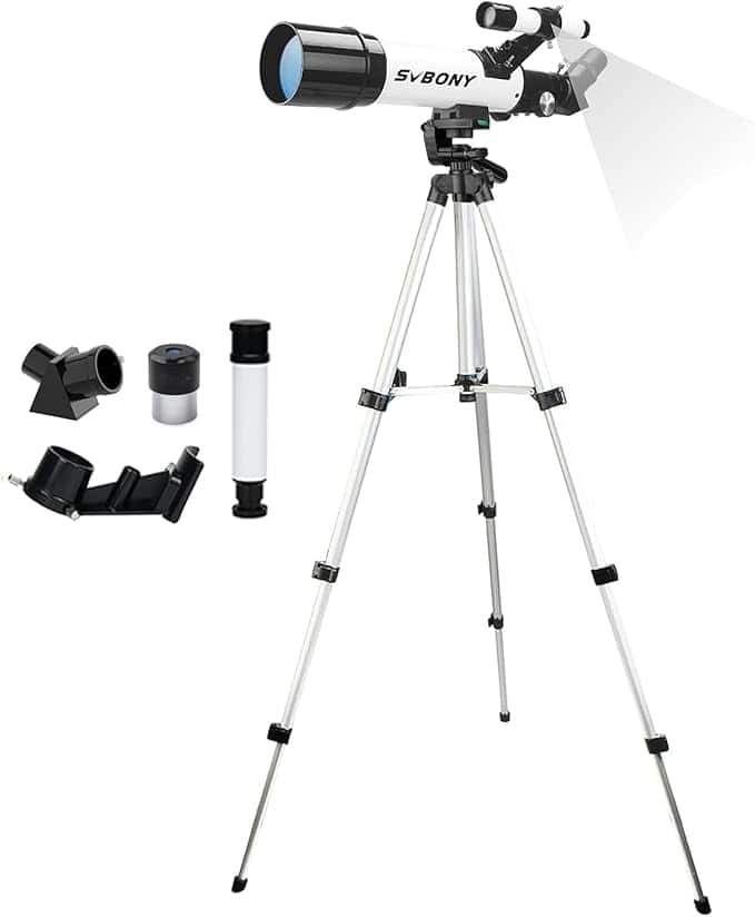 Oferta: Telescópio Astronômico 60 mm em até 7x R$ 57 — veja a Lua e planetas como nunca Olhar para o céu estrelado é fascinante, mas contar apenas com os olhos nus limita muito a experiência. É aí que entra esse telescópio refrator de 60 mm de abertura: ele oferece a chance de enxergar além, captando muito mais luz do que nossos olhos podem. Oferta: Telescópio Astronômico 60 mm em até 7x R$ 57 — veja a Lua e planetas como nunca