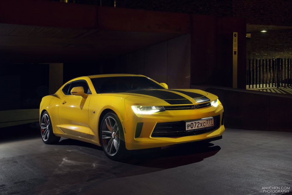 Camaro amarelo