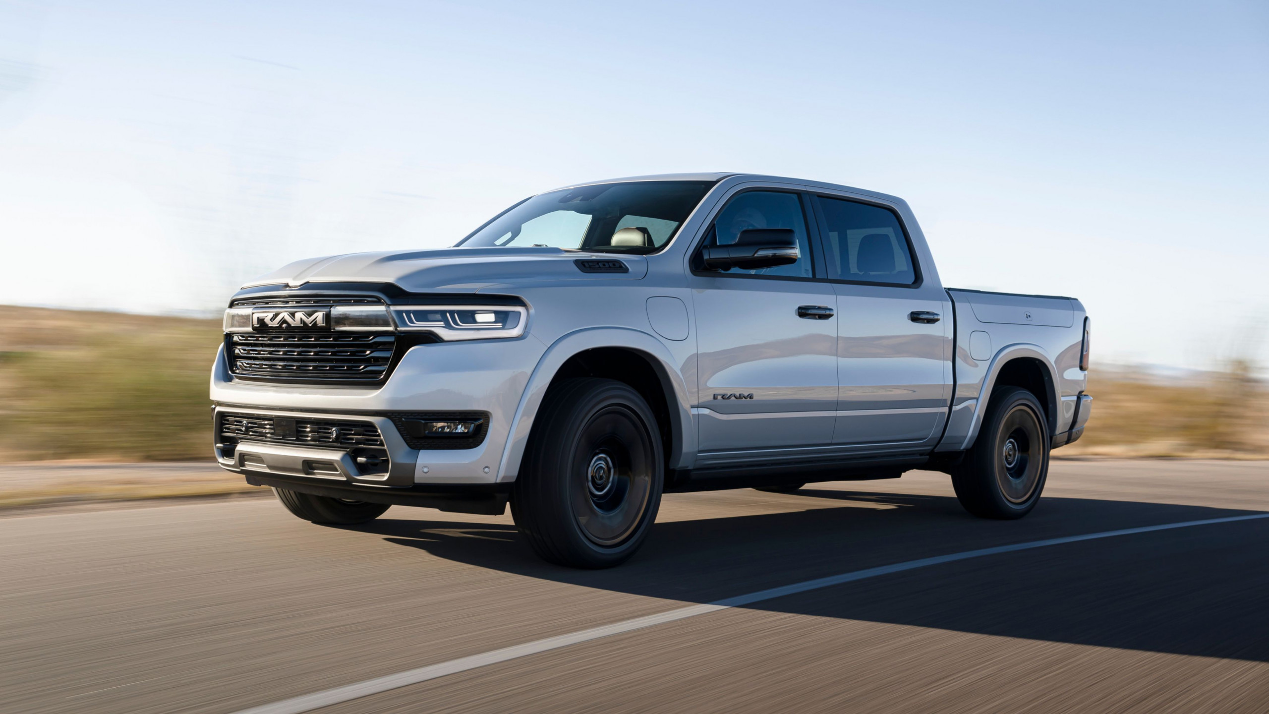 Os novos planos da Stellantis para deixar a picape Ram 1500 ‘menos elétrica’