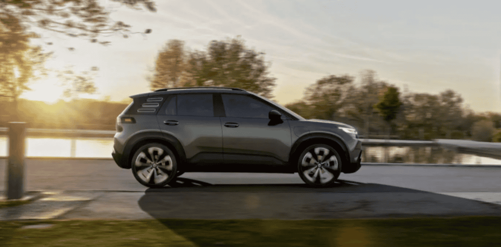 Novo Volkswagen ID.4 terá design inspirado em clássicos e mais autonomia O Volkswagen ID.4 vai ganhar um grande facelift em 2026, trazendo mudanças visuais, interior atualizado e melhorias de desempenho, segundo o portal Electrek.co. Volkswagen prepara facelift do ID.4