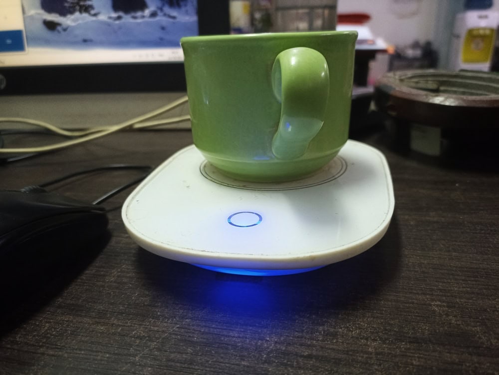 Veja 6 coisas estranhas para fazer com a porta USB do seu PC ou notebook A porta USB do PC ou notebook geralmente é usada para conectar um pendrive, um HD externo, uma impressora e até um celular. Porém, você sabia que é possível utilizar esse componente para realizar algumas tarefas um tanto estranhas? Nas linhas a seguir, o Olhar Digital traz uma lista com ações bem curiosas. Aquecedor de caneca