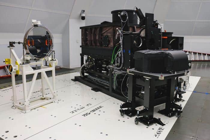 Mistério do calor extremo da coroa solar ganha nova explicação Uma equipe internacional liderada pelo professor Richard Morton, da Universidade de Northumbria, na Inglaterra, registrou pela primeira vez evidências diretas de ondas de Alfvén torsionais em pequena escala na coroa solar. Mistério do calor extremo da coroa solar ganha nova explicação