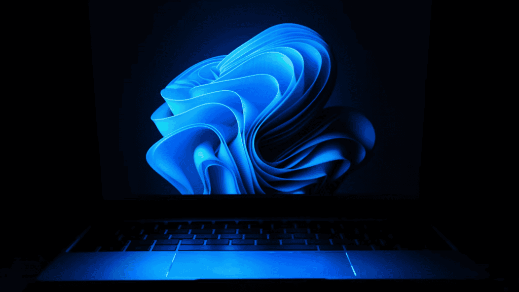 5 hábitos do Linux que podem melhorar o PC Windows No mundo da tecnologia, Windows e Linux são frequentemente vistos como rivais, cada um com sua legião de fãs. Mas, e se em vez de escolher um lado, você pudesse pegar o melhor dos dois mundos? Notebook com fundo de tela do Windows 11