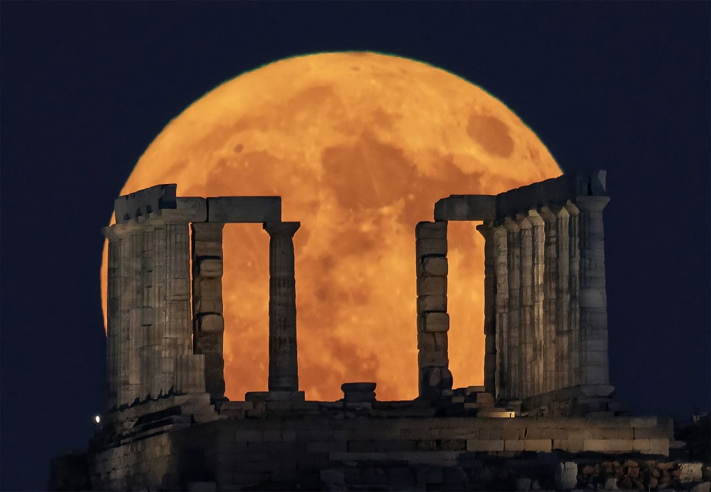 Superlua tem companhia especial no céu