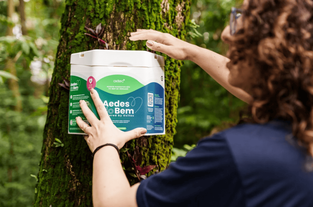 Brasil ganha segunda fábrica de mosquitos para combater dengue A maior e mais avançada fábrica de mosquitos do mundo é uma das grandes apostas para reduzir casos de dengue, zika e chikungunya não apenas no Brasil, mas em outros países endêmicos. A unidade construída pela empresa Oxitec foi inaugurada em Campinas (SP) com capacidade para fabricar mosquitos Wolbachia e Aedes do Bem em escala sem precedentes. aedes do bem