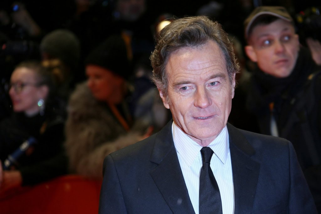 Após pressão de ator de Breaking Bad, OpenAI vai combater deepfakes no Sora 2 A OpenAI divulgou nesta semana um comunicado dizendo que vai trabalhar ao lado de Bryan Cranston, membro do sindicato de atores e protagonista da série de sucesso Breaking Bad, para combater deepfakes no aplicativo Sora 2. bryan cranston