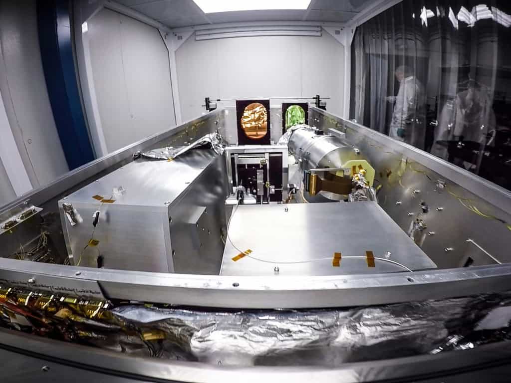 Super-Terra “vizinha” pode ser o mais próximo que já estivemos de um mundo habitável Uma equipe de pesquisadores identificou um exoplaneta do tipo super-Terra localizado na zona habitável de sua estrela, a apenas 18,2 anos-luz de distância na constelação de Gêmeos. O planeta, denominado GJ 251c, orbita uma estrela anã vermelha e representa um dos melhores candidatos até agora para a busca de vida fora do nosso sistema solar. Super-Terra “vizinha” pode ser o mais próximo que já estivemos de um mundo habitável