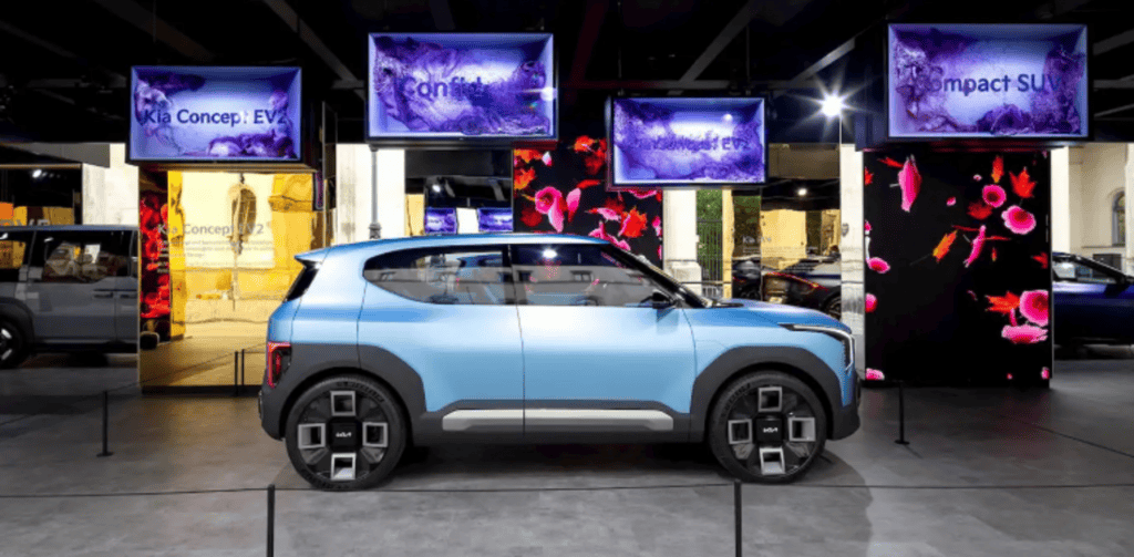 A ampliação da produção foi decidida após a boa recepção do público ao lançamento do EV4