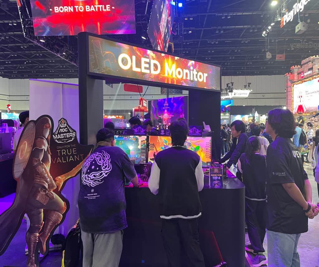 Imagem mostra zona de jogos OLED Monitor na exposição de jogos Thailand Game Show