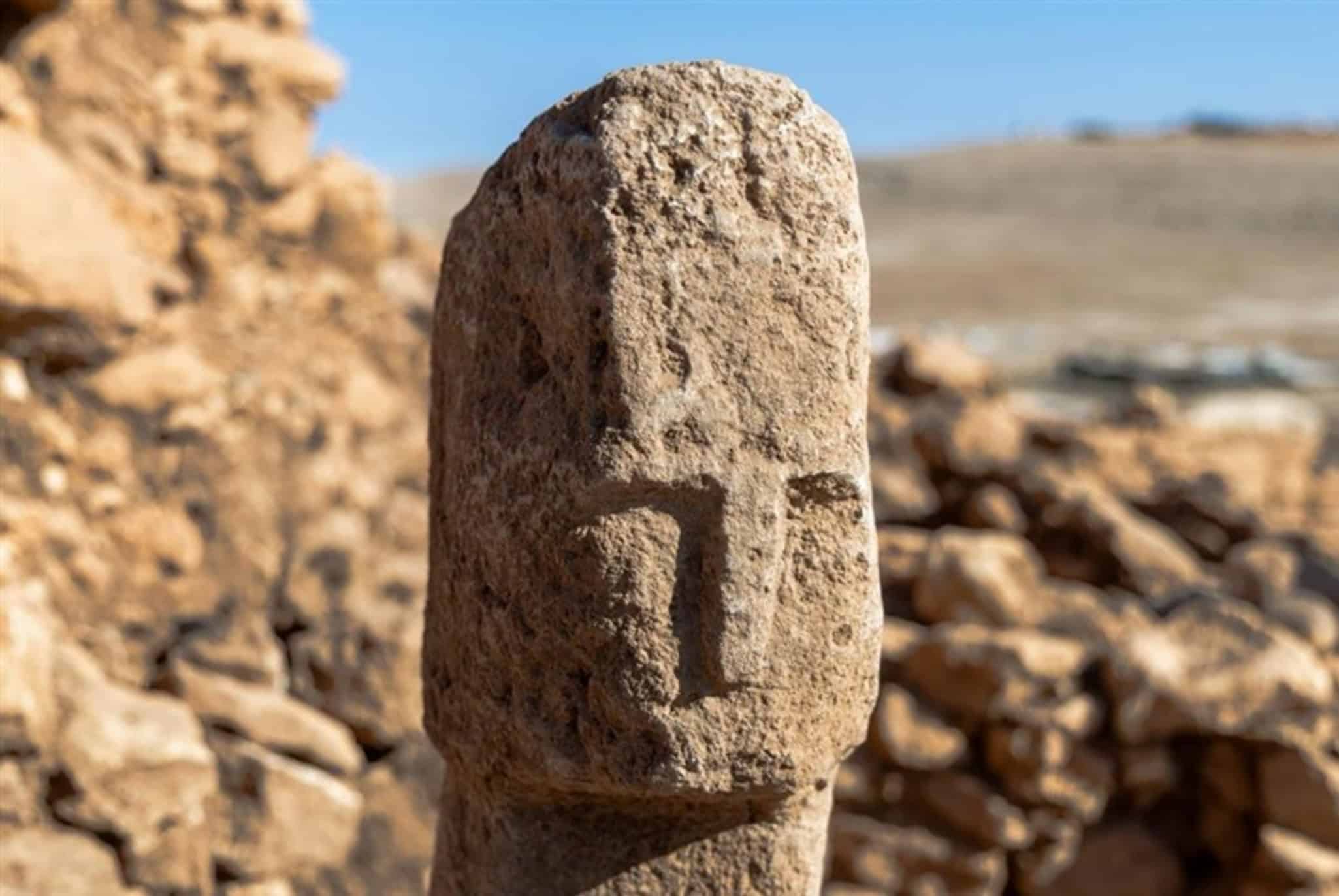 Primeiro autorretrato? Rosto humano esculpido em pedra é descoberto na Turquia