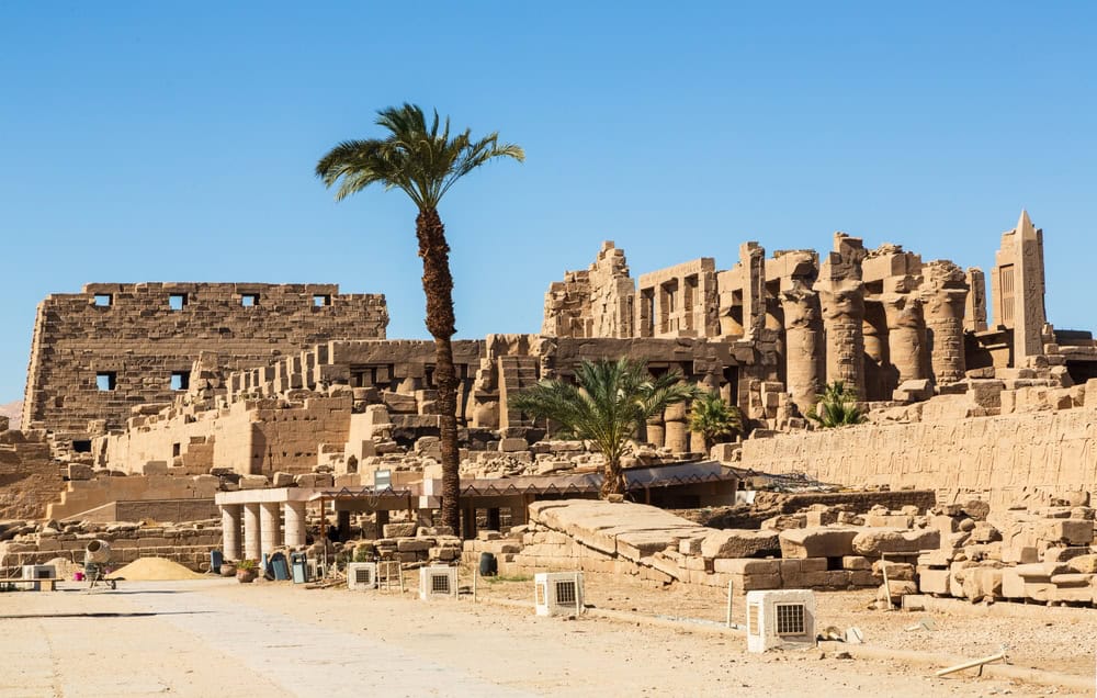 Que segredos este templo do Antigo Egito guardava? Revelações inéditas vêm à tona O Templo de Karnak era o epicentro religioso, político e administrativo do Antigo Egito durante o período do Novo Império (de 1550 a 1070 a.C.). Um dos maiores complexos de templos do mundo antigo e Patrimônio Mundial da UNESCO, ele recebe milhões de turistas todos os anos. Que segredos este templo do Antigo Egito guardava? Revelações inéditas vêm à tona