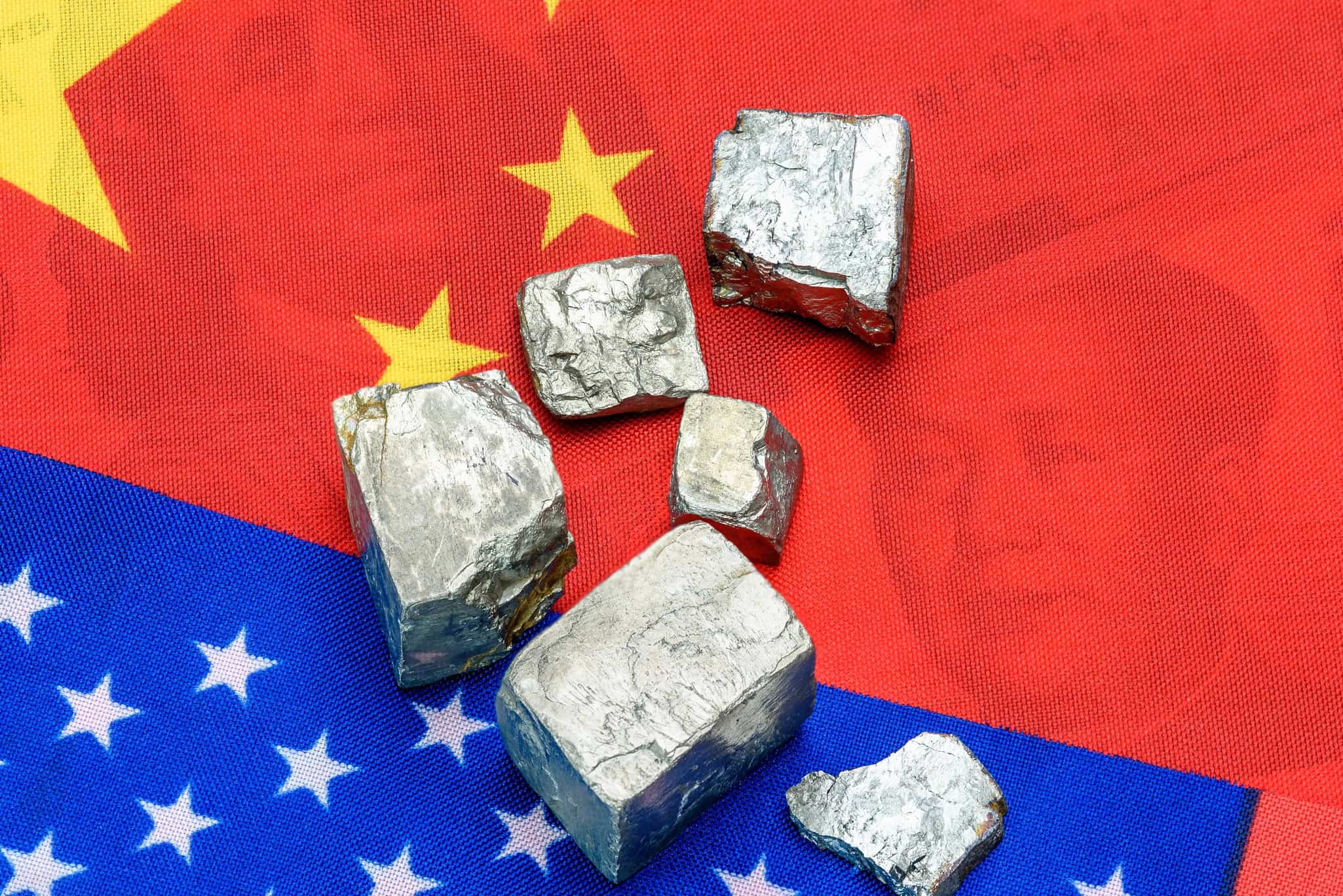 Guerra dos chips: China usa terras raras para pressionar EUA