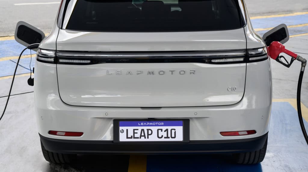 leapmotor carrega