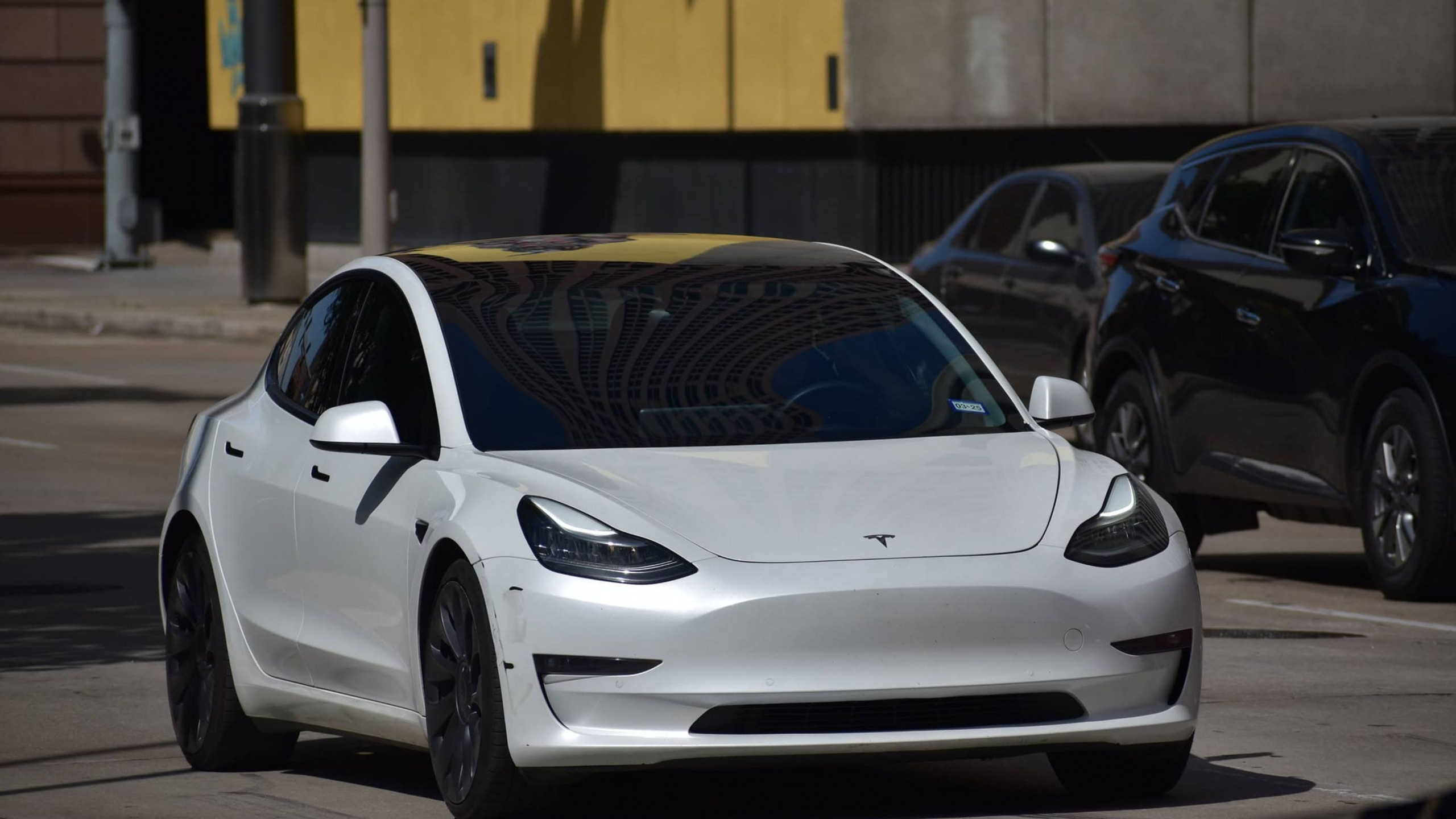 Relatório aponta o Tesla Model Y como o pior carro em termos de confiabilidade