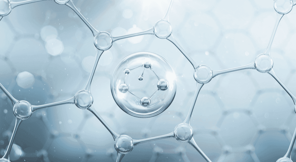 Você sabia? O lugar mais frio da Terra pode ter temperaturas de – 98ºC Quando você enfrenta um frio de 10ºC ou até mesmo um pouco abaixo de zero em alguma região no Brasil acredita estar “congelado”, não é mesmo? Agora imagina só estar em uma temperatura muito mais extrema do que essa. É o que pode acontecer caso esteja no planalto oriental da Antártida, considerado o lugar mais frio do mundo. Atomos