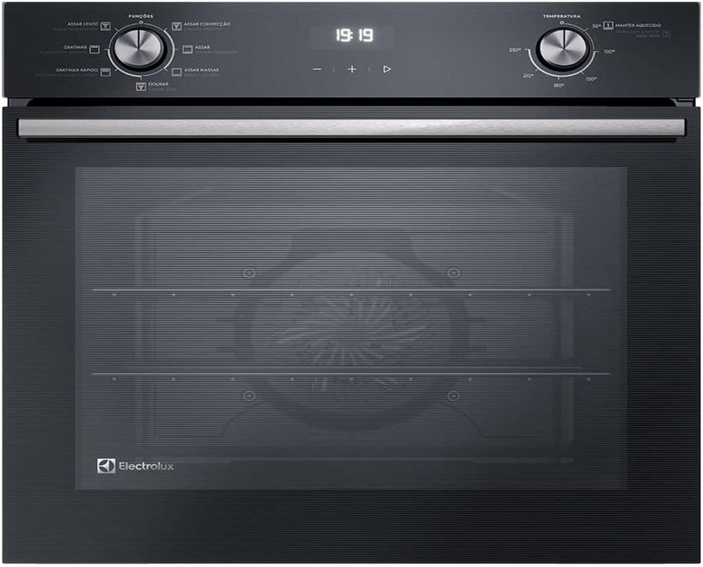 Forno de embutir Electrolux preto com painel frontal totalmente digital e touch, exibindo um design minimalista e interior iluminado com prateleiras ajustáveis
