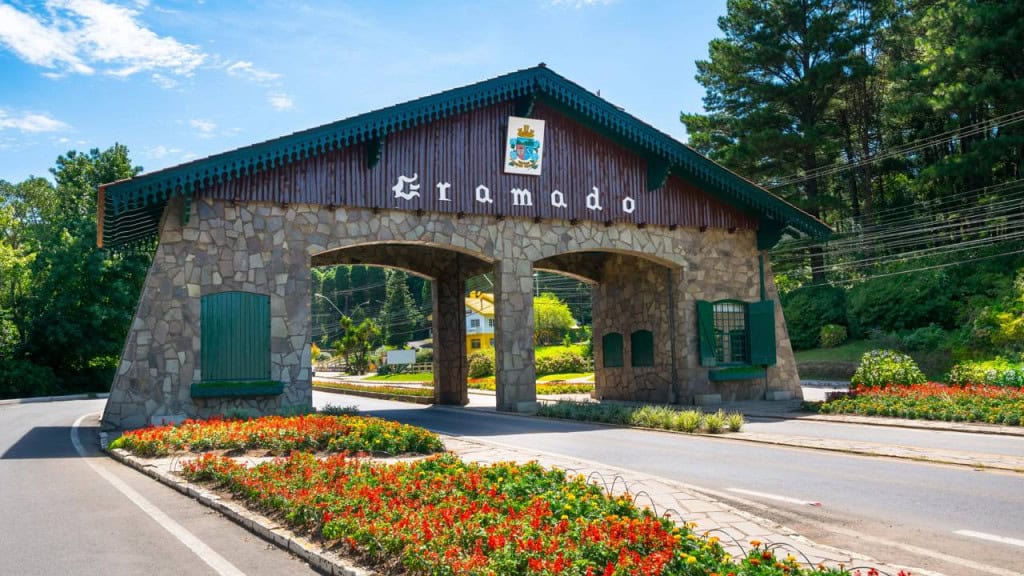 O que faz Gramado se destacar no turismo de inverno brasileiro