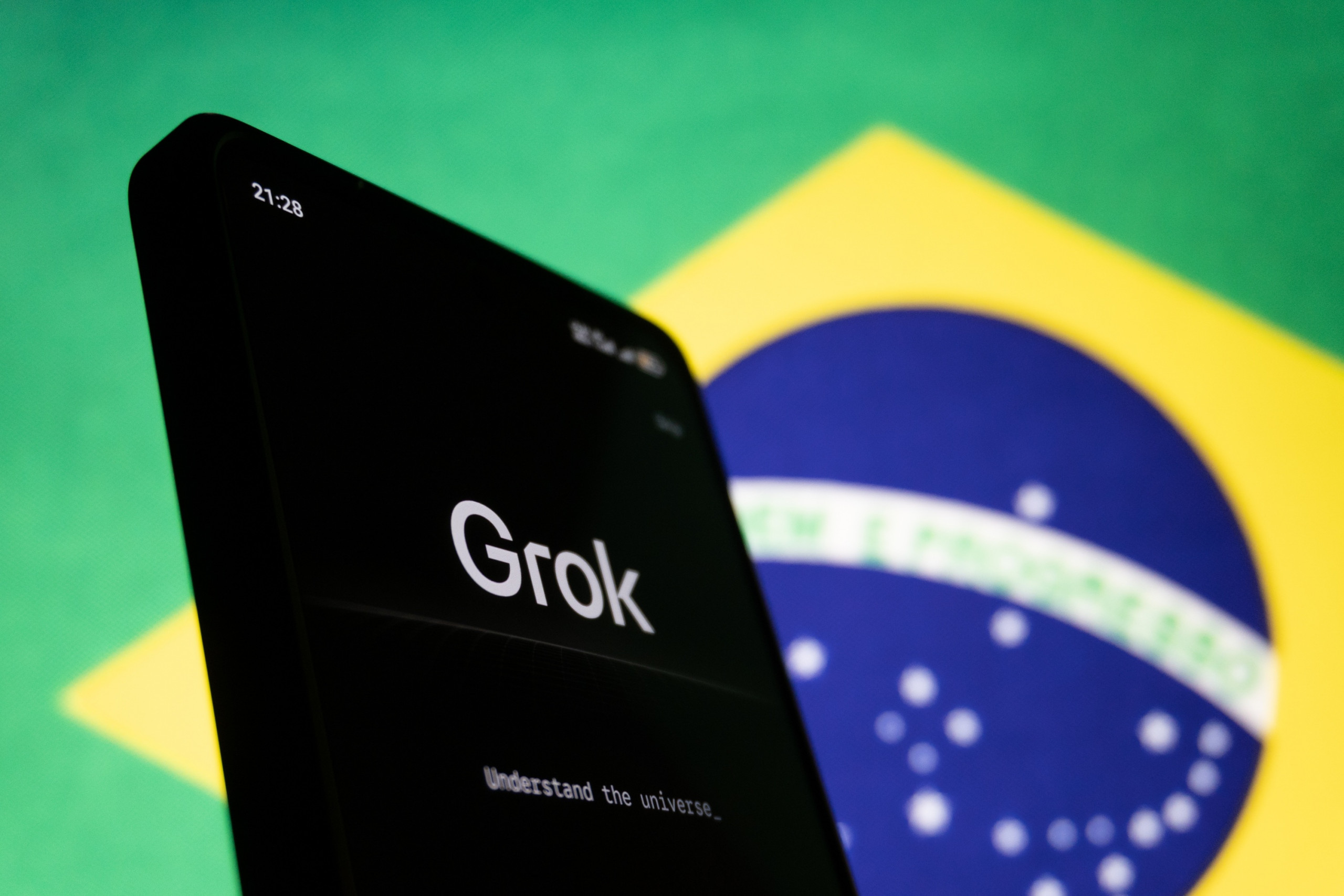 Instituto de Defesa de Consumidores pede ao governo suspensão do Grok no Brasil