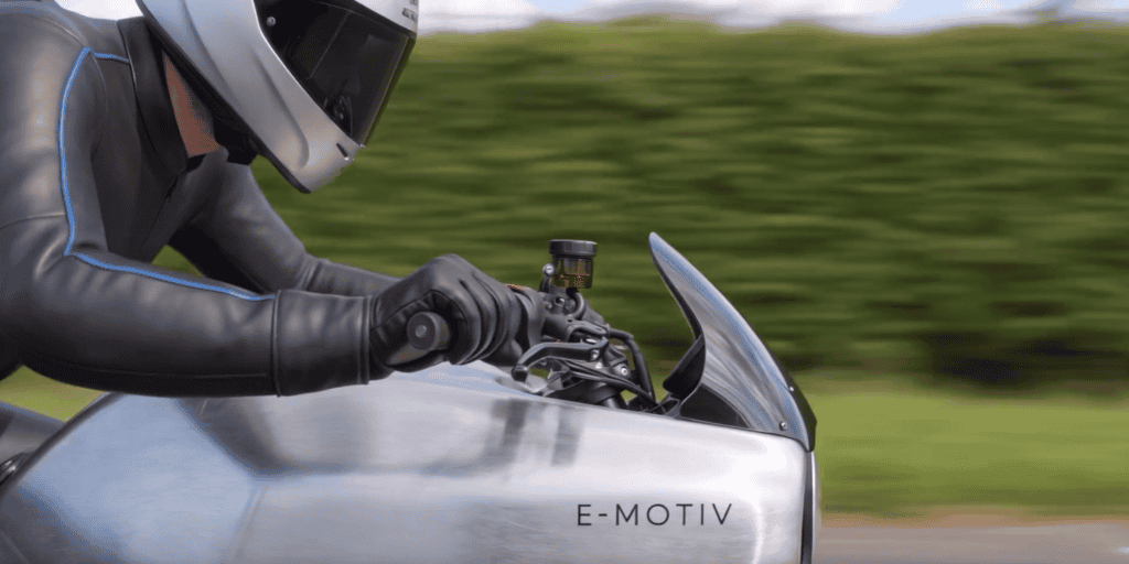 Moto elétrica com câmbio de duas marchas elimina interrupções na entrega de potência