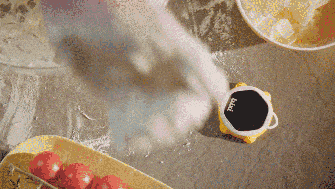 Scroll through Recipes, Touch-Free